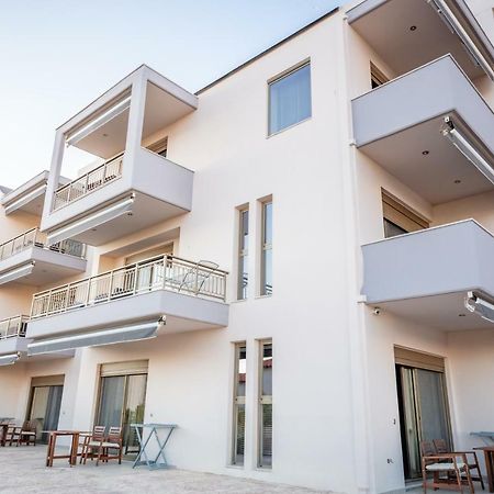 Royalty Suites Loft Нікіті Екстер'єр фото