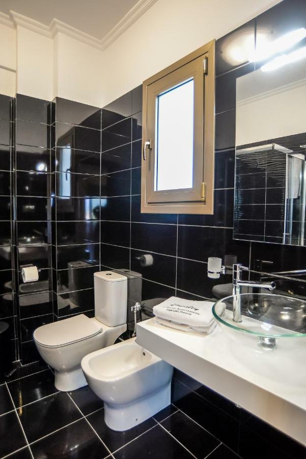 Royalty Suites Loft Нікіті Екстер'єр фото